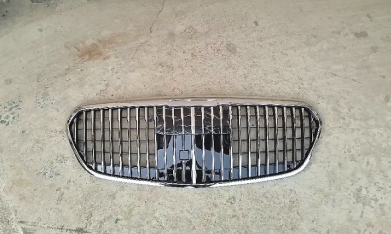 Облицовка на mercedes 223
